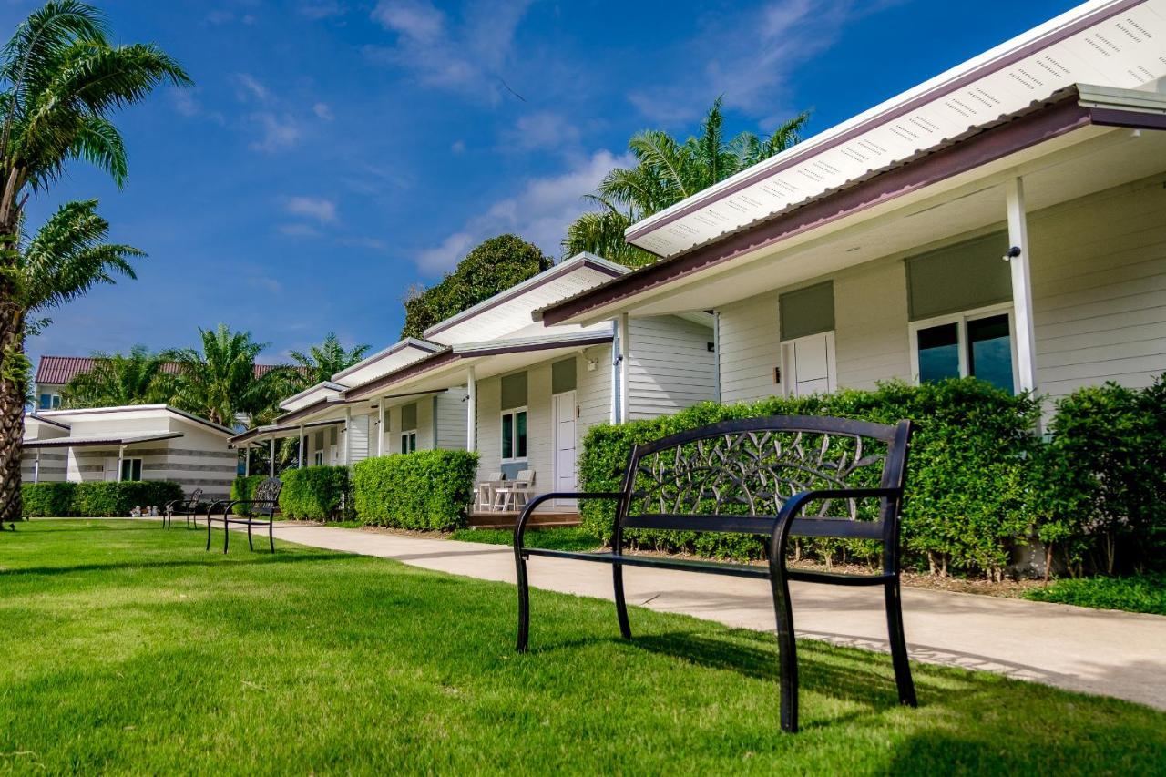 One Chumphon Hotel Экстерьер фото